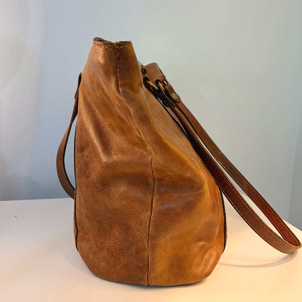 Patricia Nash Benvenuto Tan Vintage Distressed Leather Large Tote Shoulder Bag - Picture 6 of 13